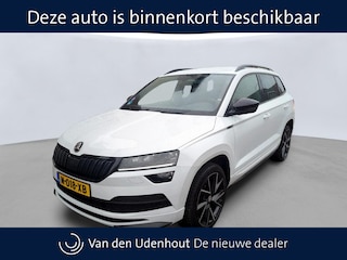 Skoda Karoq 1.5 TSI 150pk Sportline Business / Trekhaak / Elektrische achterklep / Navigatie