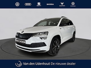 Skoda Karoq 1.5 TSI 150pk Sportline Business / Trekhaak / Elektrische achterklep / Navigatie