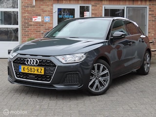 Audi A1 Sportback 25 TFSI epic Automaat|Parkeersensor|Zwarte Hemel|Navigatie|Climatronic|Cruise Controll.