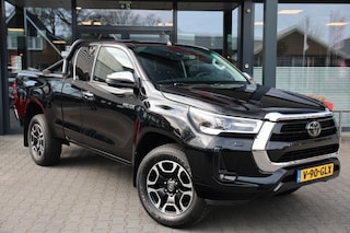 Toyota Hilux 2.8 D-4D X-TRA CAB PROFESSIONAL A/T 4WD VAN