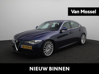Alfa Romeo Giulia 2.0T 200pk Aut. Super | Leder | Navigatie | Parkeersensoren | Sport pack