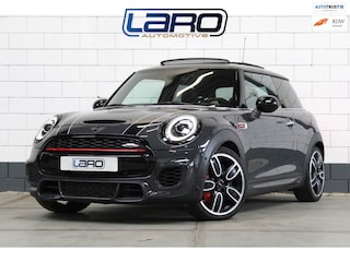 Mini John Cooper Works 2.0 231pk | Pano H&K Leer HuD Sfeer Keyless CarPlay