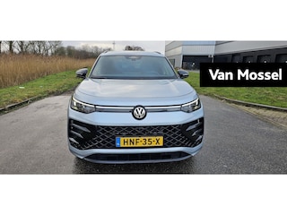 Volkswagen Tayron 1.5 eHybrid R-Line Edition | 272 PK | Automaat | Black Style | Lederen Interieur (Memory Seats) | 360* Camera (Helicopter View) | Head-Up Display | Harman-Kardon