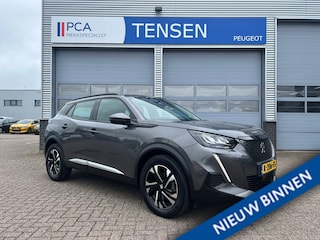 Peugeot 2008 1.2 130PK PureTech Allure | Automaat | Afneembare trekhaak | Navigatie | Achteruitrijcamera |