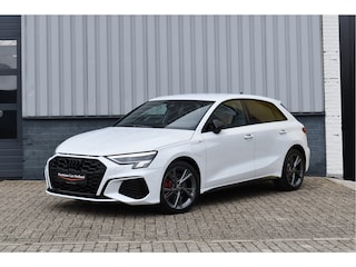 Audi A3 Sportback 45 TFSI e S-Line 245 Pk RS-Stoel Rood Stiksel B&O Camera Massage ACC 18 Inch RS3