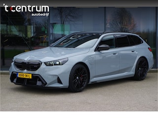 BMW 5-serie Touring M-Drivers Pack, Panoramadak, B&W Sound, Trekhaak, Carbon Int, Driv. Ass. Prof, Comfort Pack,