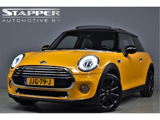 Mini Cooper 1.5 136pk Automaat Chili Serious Business Pano/Navi/Led/Leer/Alcantara/Stoelverw./Cruise/Lmv17"