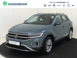 Volkswagen T-Roc 1.5 TSI Style | Keyless | Parkeerassistent | Adaptieve cruise control | Achteruitrijcamera | Stoelverwarming | Digital cockpit Pro | Dodehoek detectie | CarPlay |