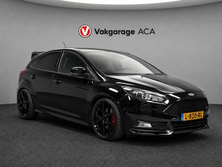 Ford Focus 2.0 ST // 250 PK // 122.000 km // CLIMA // NAVI // CARPLAY // PDC // CRUISE //