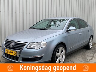 Volkswagen Passat 2.0 FSI Comfortline|Climate Control|