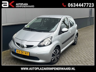 Toyota Aygo 1.0-12V + Airco Carplay Airco Nieuwe apk NAP