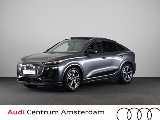 Audi Q6 e-tron S edition 83Kwh 252 pk | Adaptive air suspension | Glazen panoramadak | Stoelverwarming voorin en achterin | Stuurverwarming |