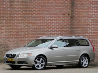 Volvo V70 3.2 AUT Summum Navi / Stoelverkoeling / Xenon / High performance