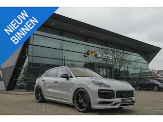 Porsche Cayenne 3.0 E-Hybrid 462PK Krijtgrijs SportDesign Burmester Luchtvering *SOH 92%* Lightweight Package Carbon Dak 4-wielsturing NLauto