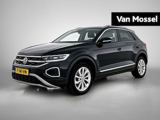 Volkswagen T-Roc 1.5 TSI Life Business | 150 PK | Automaat | Adaptieve cruise control | Appel Carplay / Android Auto | Climate Control | Achterruitrijcamera | Stoelverwarming | Digital Cockpit Pro |