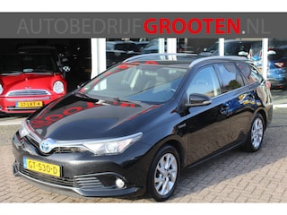 Toyota Auris Touring Sports 1.8 Hybrid Lease//Pano//Navi//Camera!!
