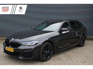 BMW 5-serie Touring 530e xDrive Business Edition Plus Comfortstoelen Panoramadak Elek-Trekhaak Adap-Cruise
