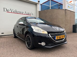 Peugeot 208 1.6 THP XY|Panorama dak|156PK|PDC|Cruise|Navi