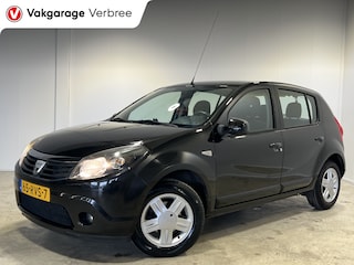 Dacia Sandero 1.2 Blackline | Bluetooth carkit | Airco | Stuur bekrachtiging | Trekhaak