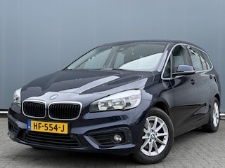 BMW 2-serie Tourer BJR 2015 216d 116 PK Corporate Lease Essential 7p. SCHUIF-KANTELDAK | NAVI | CLIMA | CRUISE | TREKHAAK