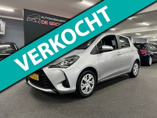 Toyota Yaris 1.5 VVT-i Aspiration / NL auto / Navigatie/ Camera