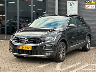 Volkswagen T-Roc 1.5 TSI Sport/VIRTUAL COCPIT/CAMERA/NAVI/CARPLAY/STOELVERWARMING!!