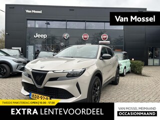 Alfa Romeo Junior 1.2 Turbo 145pk Hybrid Ibrida | Apple carplay/Android Auto | Parkeersensoren | Cruise Control | Airco | Led-lampen | Bluetooth | lichtmetalen velgen |