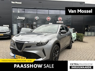 Alfa Romeo Junior 1.2 Turbo 145pk Hybrid Ibrida | Apple carplay/Android Auto | Parkeersensoren | Cruise Control | Airco | Led-lampen | Bluetooth | lichtmetalen velgen |