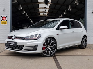 Volkswagen Golf 2.0 TSI GTI Performance *Apple Carplay | Cruise | Clima | 19" | Stoelverwarming | Keyless | Sfeerverlichting | Zaero Diffuser | LED*