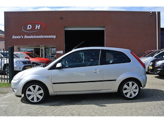 Ford Fiesta 1.3 Futura inruil mogelijk