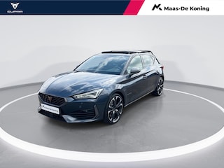 Cupra Leon 1.4e-Hybrid 180kW/245PK VZ DSG · Panoramadak · Camera · Dodehoeksensor · Navigatie · Apple/Android Car Play · Elektrische stoelverstelling ·