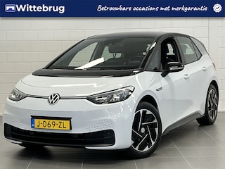 Volkswagen ID.3 First 58 kWh NAVIGATIE | TREKHAAK  | FULL LED | KEYLESS | COMPLETE AUTO!