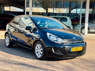 Kia Rio 1.2 CVVT ComfortLine|Airco|Zeer mooie auto!