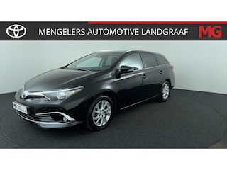 Toyota Auris Touring Sports 1.8 Hybrid Executive
