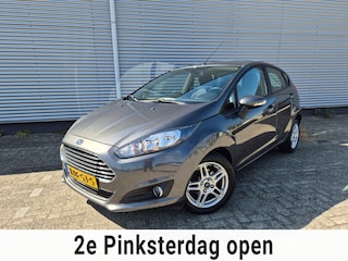 Ford Fiesta 1.0 Style Ultimate,Automaat,Airco, Lm velgen,Parkeersensoren,slechts 36.000KM!!!!