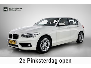 BMW 118i High Executive (GROOT-NAVIGATIE, LEDER, STOELVERWARMING, PARKEERSENSOREN, DEALER ONDERHOUDEN)