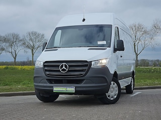 Mercedes-Benz Sprinter 317 L2H2 3.5T-Trekhaak!