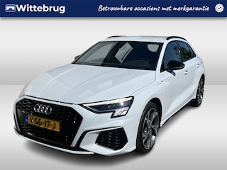 Audi A3 Sportback 40 TFSI e 2x S-Line / AUTOMAAT/ CAMERA/ PARK. SENSOREN/ LED/ SMARTPHONE INTERFACE/ VIRTUAL COCKPIT/ KEYLESS/ ADAPT. CRUISE/ NAVI/ CLIMA/ DAB/ 18" LMV