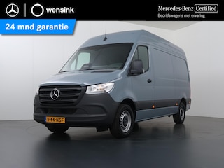 Mercedes-Benz Sprinter 317 CDI | Aut. | L2 H2 | Pro | Verwarmde Chauffeursstoel | Bijrijdersbank | Spiegelpakket | Achteruitrijcamera | Airco | Cruisecontrol | Dodehoekassistent | 3500kg AHW | Certified |