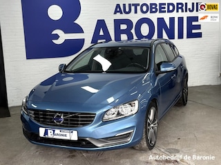Volvo V60 1.6 T3 Momentum, dealer onderhouden 18inch
