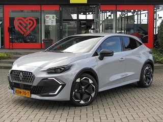 Renault Clio 6 Techno 1.8 E-Tech Full Hybrid 160pk / Navigatie / 360 Camera / Stoelverwarming