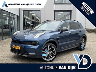 Lynk & Co 01 1.5 | Pano.Dak/Adapt.Cruise/Clima/Stoelverw./Navi/Apple CarPlay-Android Auto/Afn.Trekhaak
