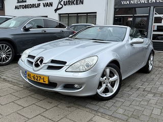 Mercedes-Benz SLK 350, Stoelverwarming,Nekverwarming,Navigatie,Parkeersensoren,Cruise control