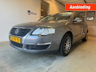 Volkswagen Passat Variant 2.0 FSI Comfortline CLIMA TREKHAAK NAP EXPORT