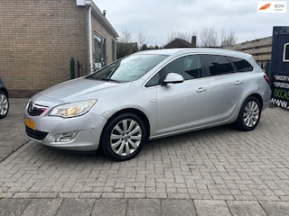Opel Astra Sports Tourer 1.4 Turbo Cosmo | nieuwe apk |