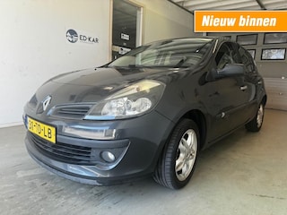 Renault Clio 1.6-16V PrivilÃÂ¨ge 5drs AIRCO NAP APK PRIMA AUTO