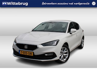 Seat Leon 1.5 eTSI 150pk Style Business Intense / Navigatie / LM 16 inch / Park Assist / Camera / Keyless / LED / Wegkl trekhaak