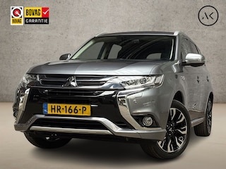 Mitsubishi Outlander 2.0 PHEV Deluxe 204Pk Automaat (NAVIGATIE, CAMERA, LEDER/ALCANTARA, TREKHAAK, STOELVERWARMING, SPORTSTOELEN, KEYLESS, GETINT GLAS, NIEUWE APK, NIEUWSTAAT)