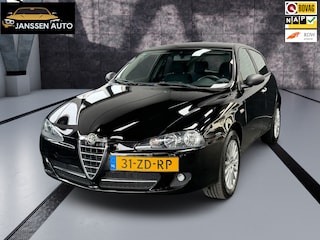 Alfa Romeo 147 2.0 T.Spark Business | Climate Control | Velours | Elektr. Ramen | Cruise | Trekhaak | NL Auto | NAP