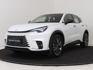 Lexus LBX Elegant 2WD Advanced Pack | HUD | 360 Camera